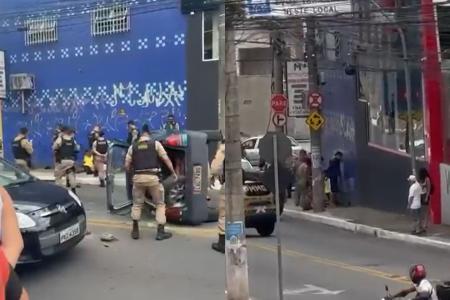 Trio é preso suspeito de furtar carro e provocar acidente de trânsito em Contagem