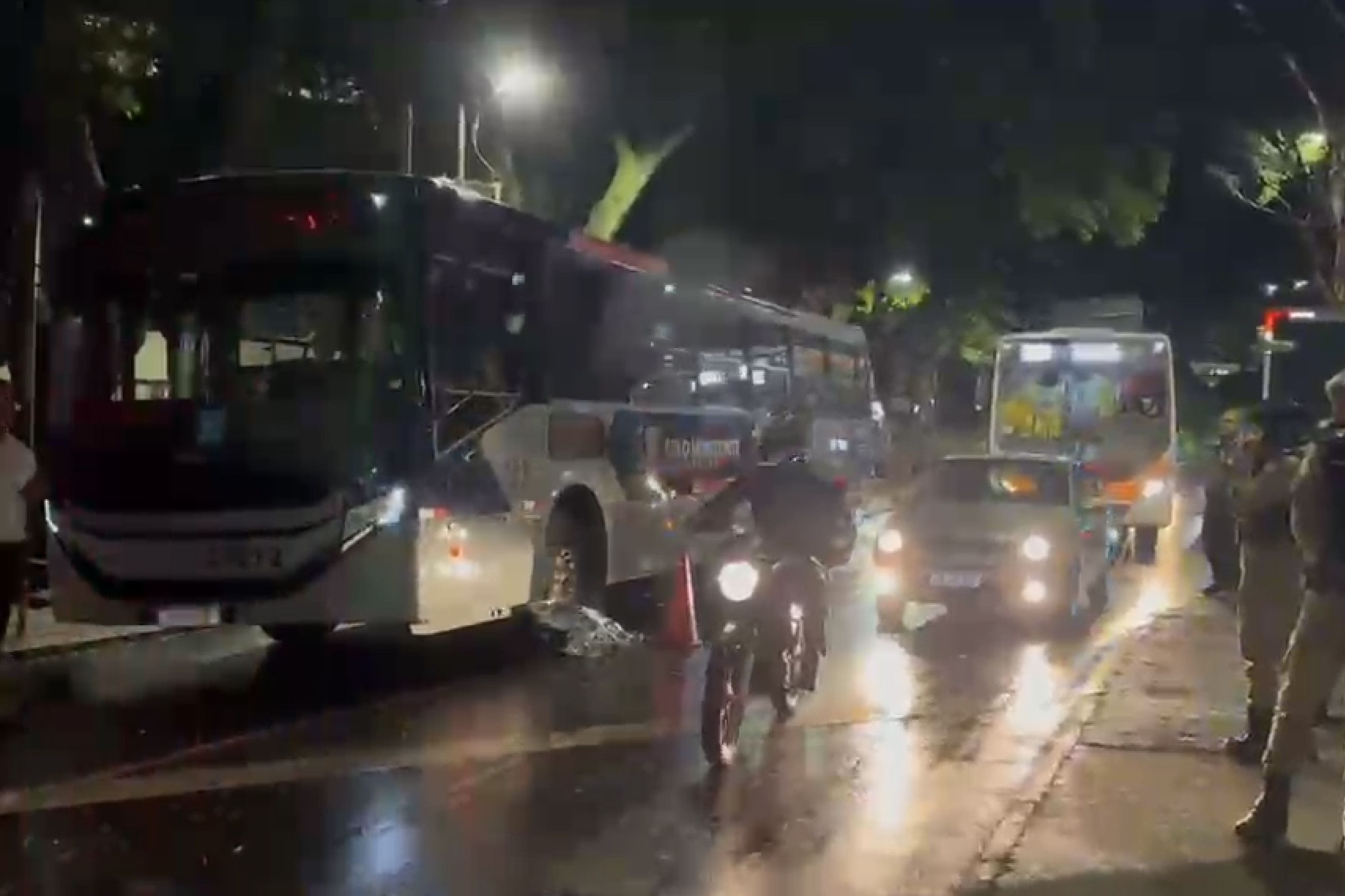 Mulher morre atropelada por ônibus no bairro Santa Efigênia, em BH