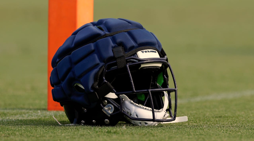 Estudo aponta risco de lesão cerebral por impacto em atletas da NFL, e fisiterapeuta explica como prevenir impactos