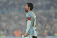 Messi elege 10 promessas do futebol mundial e cita jogadora brasileira