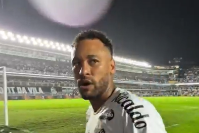 Neymar ameaça Nestor após expulsão em Santos x Bahia: 'Vou pegar ele'
