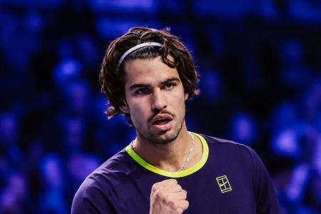 Carlos Alcaraz bate Daniil Medvedev e vai à final do ATP 500 de Viena