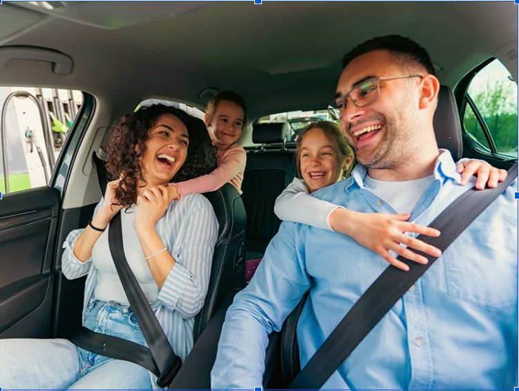 Vai viajar de carro? Checklist de revisão, documentos e assistência antes de pegar a estrada
