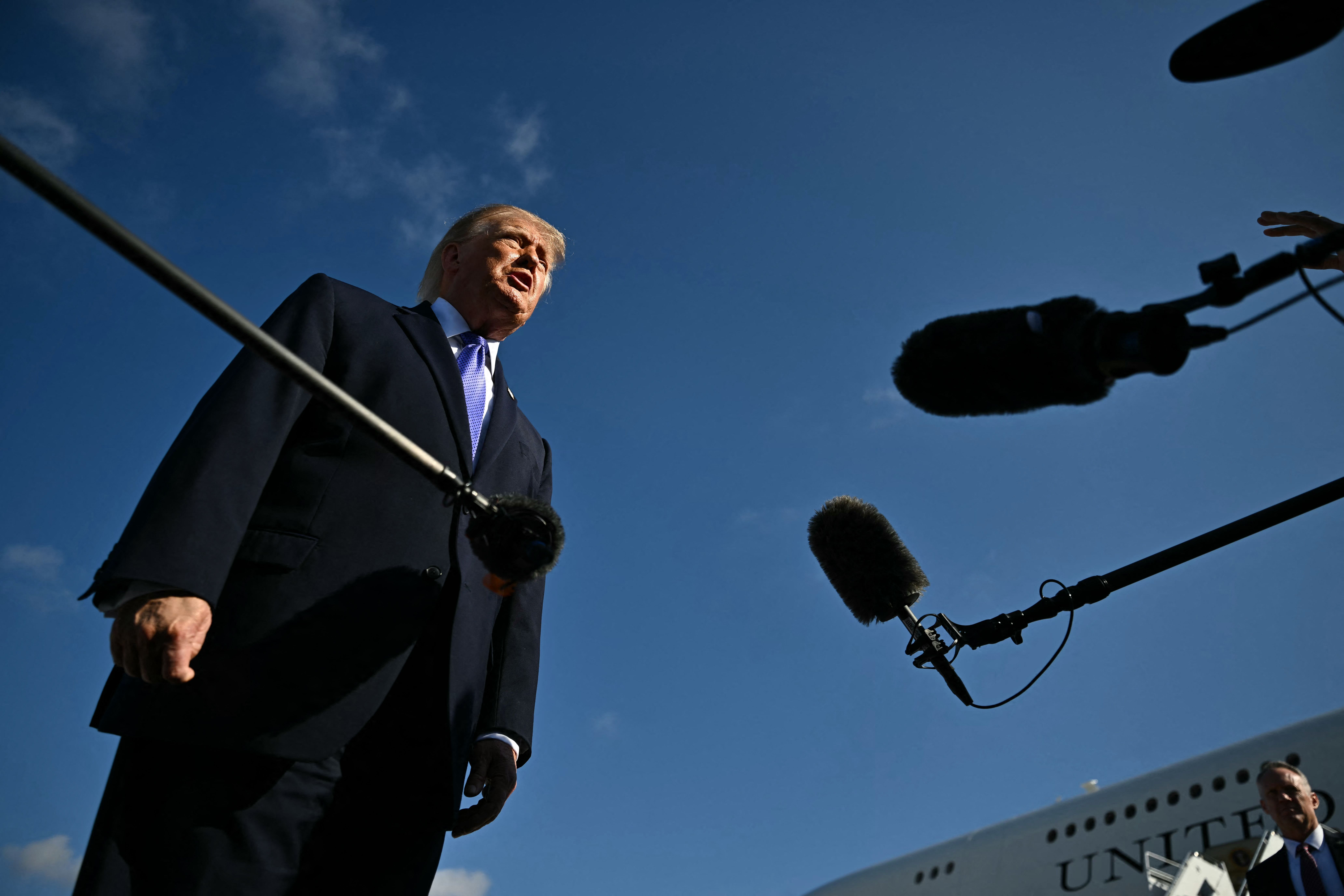 Governo Trump pode virar 'pato manco' com eleição de democratas, diz especialista