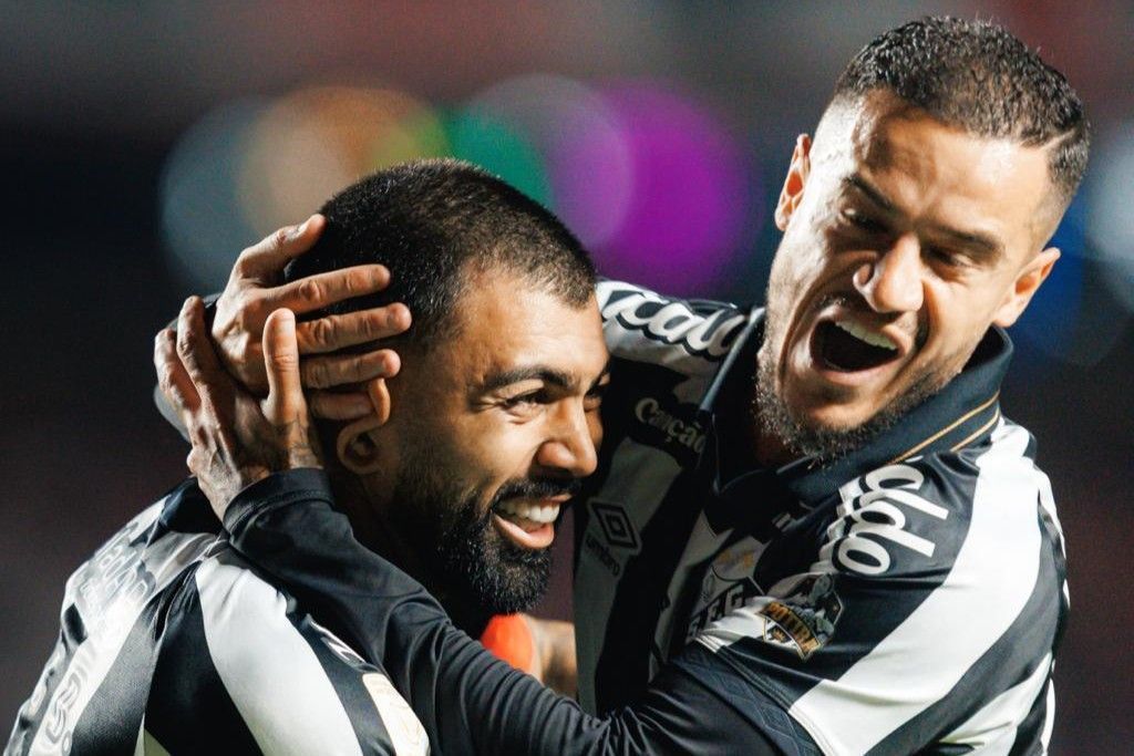 Com show de Gabigol, Santos vence São Paulo de virada pelo Brasileiro