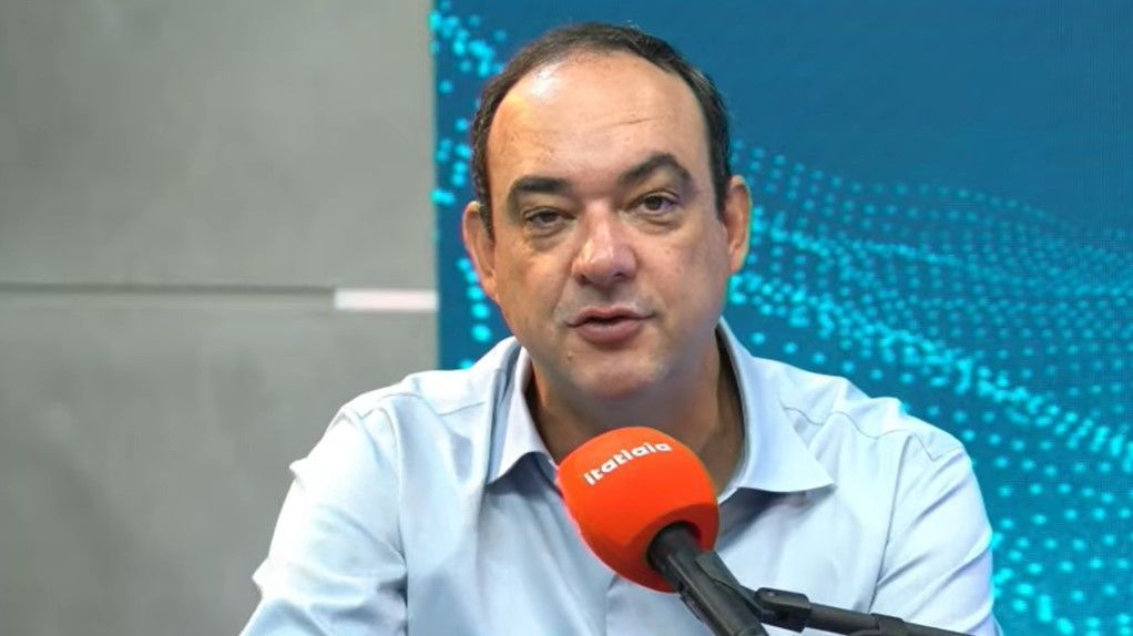 Roscoe pede votos para Flávio Bolsonaro e promete implantar 200 mil câmeras de monitoramento em MG