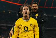 Borussia marca no fim e garante empate com o Bayern no clássico pela Bundesliga