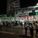 Torcida do Palmeiras exibe faixa com recado para jogo com Corinthians: 'Guerra'