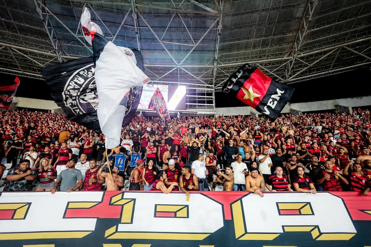 Chances de título do Flamengo se aproximam de 90% após vitória e tropeço do Palmeiras