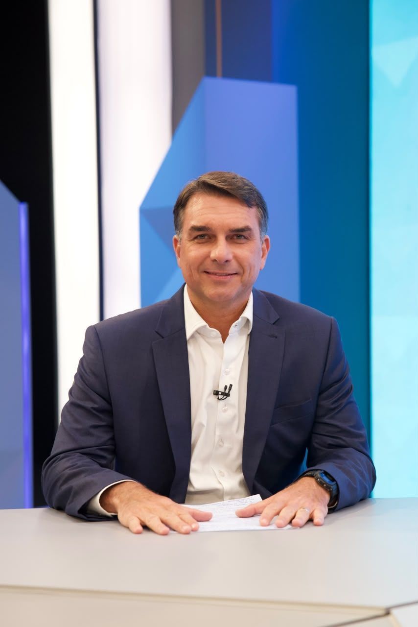 'Acabaram com a credibilidade do STF', diz Flávio ao defender reforma no Judiciário