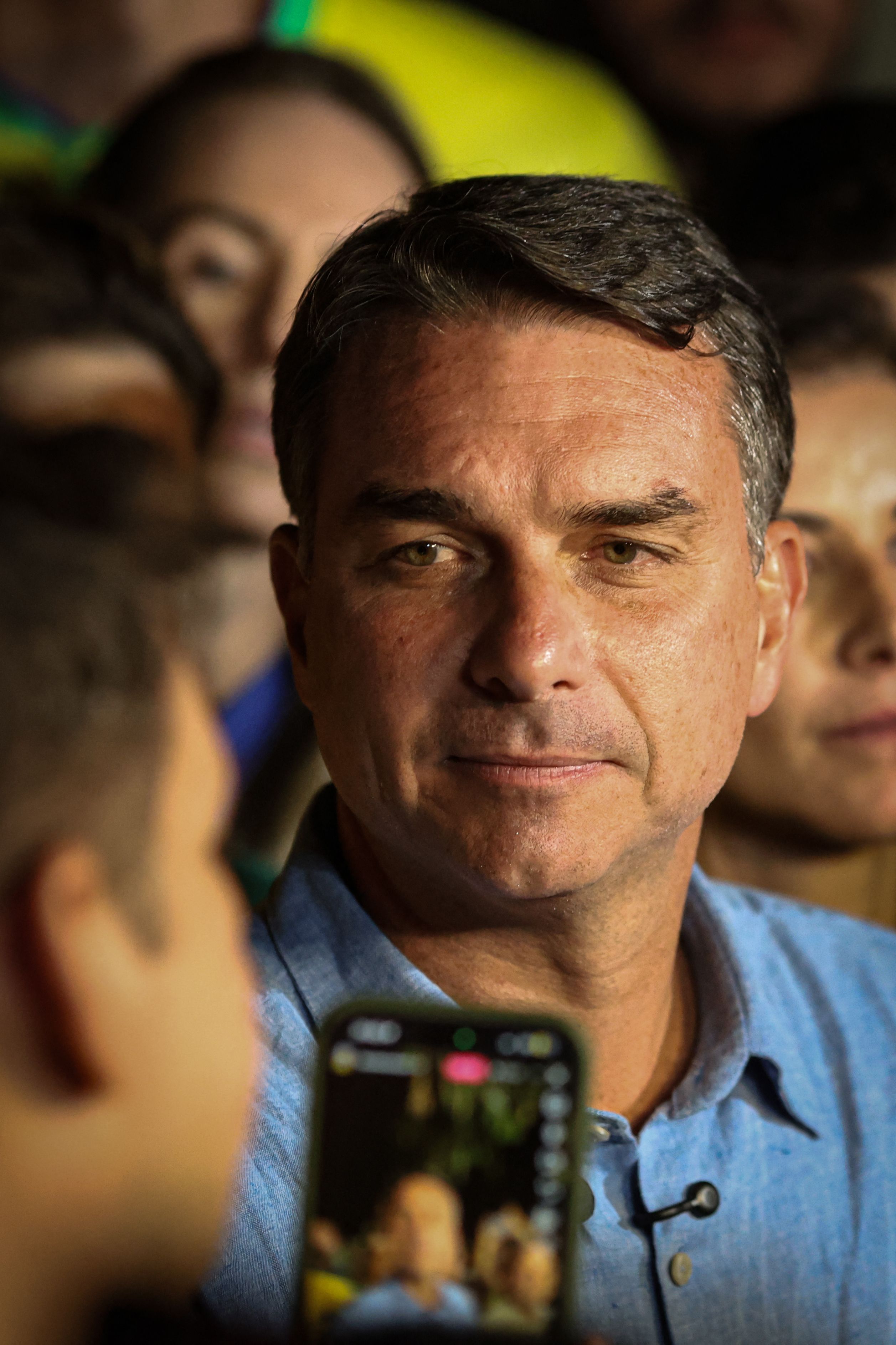 Metade dos governadores eleitos apoiou Flávio no 1º turno