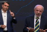 Mortes na pandemia, melhorias do SUS e privatizações: Lula e Flávio batem boca ao discutir sobre saúde