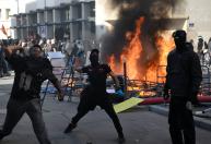 Podcast Notícias do Dia: Onda de protesto de estudantes na França