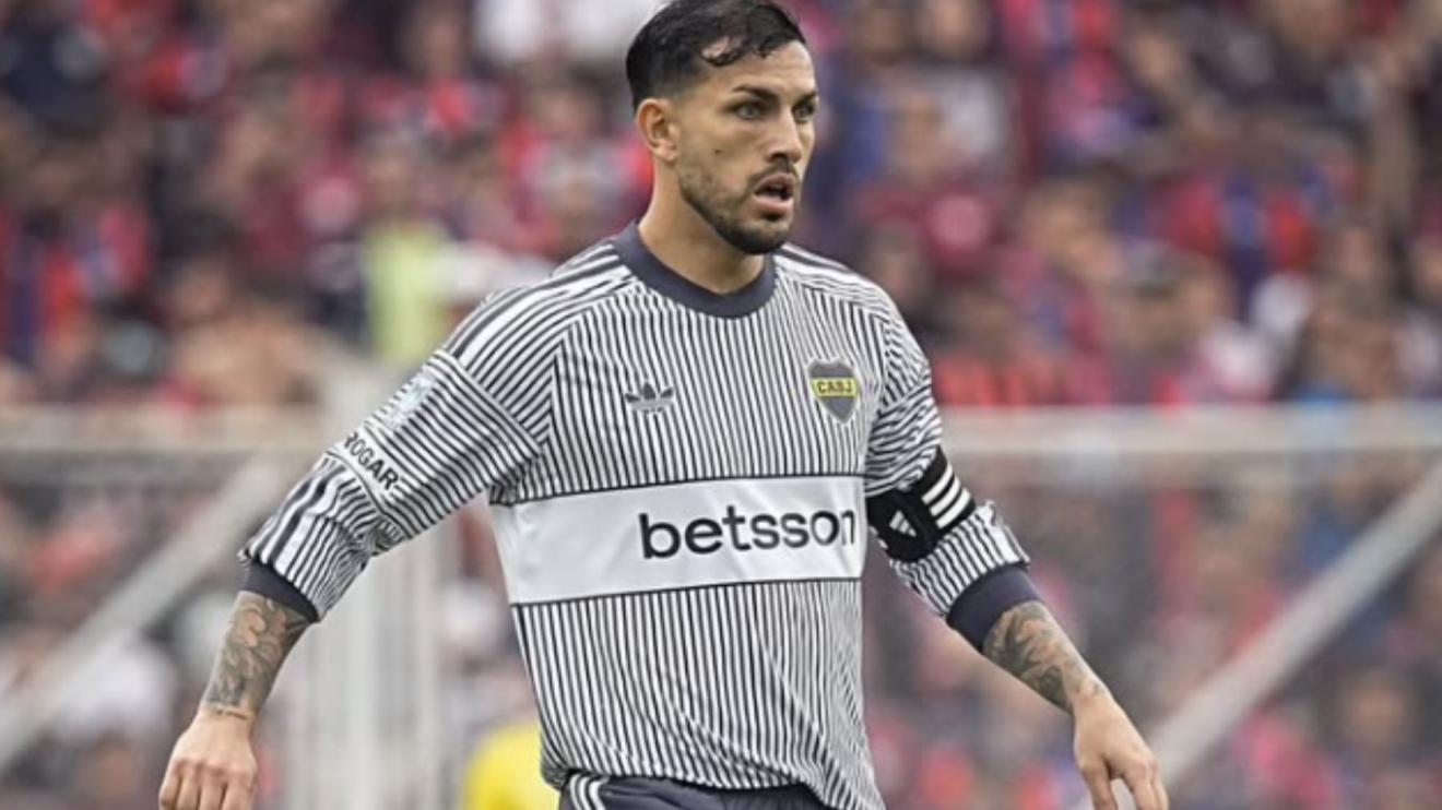 Titular do Boca Juniors deixa jogo com dores e vira dúvida para duelo contra o Vasco na 'Sula'
