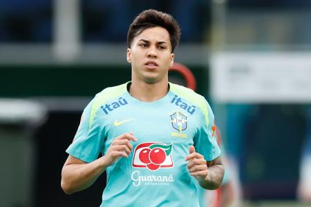 Kaio Jorge em treino da Seleção Brasileira