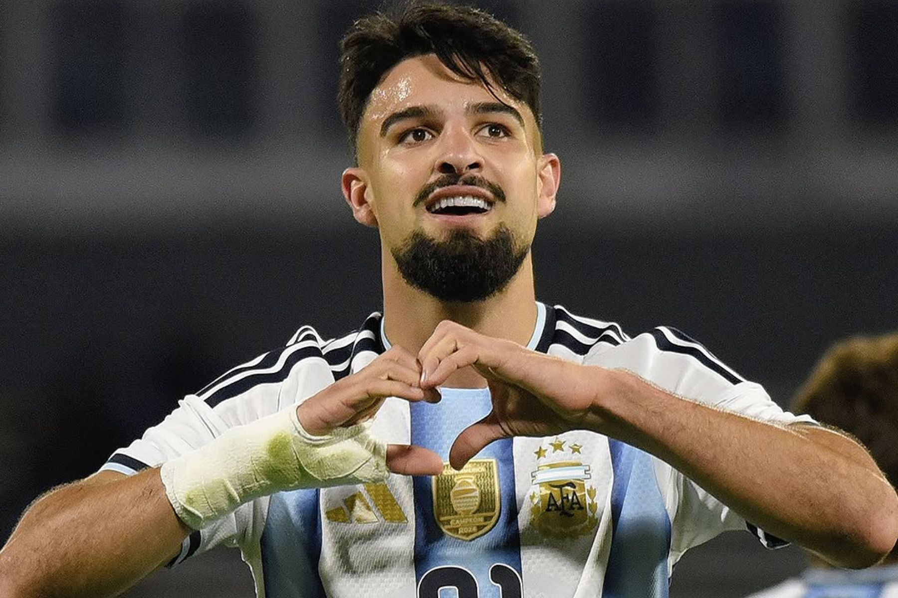 Argentinos do Palmeiras: Flaco ‘desencanta’ e Giay é titular em goleada contra Bolívia