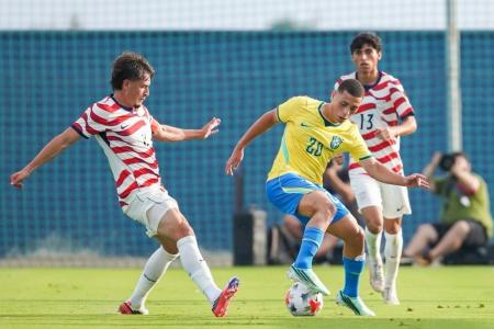 Seleção Brasileira enfrentou os Estados Unidos nesta quinta-feira (1º)