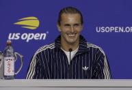 Zverev alfineta Djokovic sobre polêmica dos sets em Grand Slams: 'Um pouco mais velho'