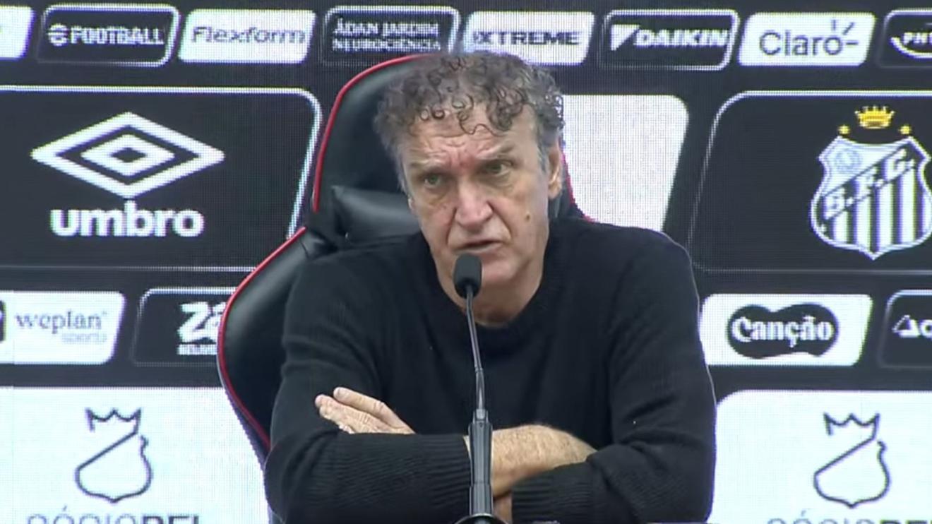 Santos: Cuca rasga elogios a Gabigol, cita Cruzeiro e faz 'pedido' ao atacante