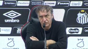 Santos: Cuca rasga elogios a Gabigol, cita Cruzeiro e faz 'pedido' ao atacante