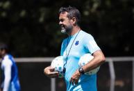 Três atacantes ou quatro meias? Cruzeiro tenta resolver 'dilema tático' na Data Fifa