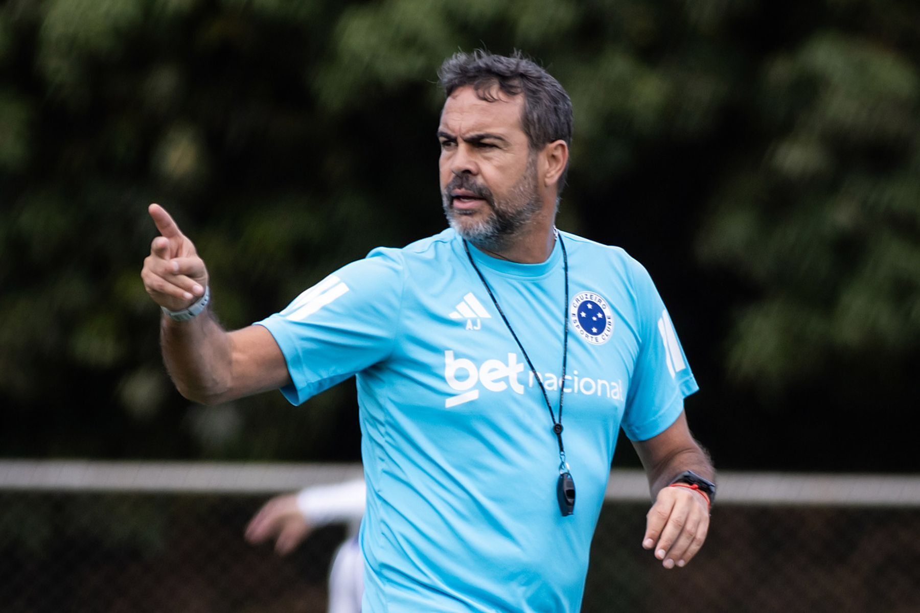 Cruzeiro conta com selecionáveis e volta de dupla diante do São Paulo; as opções de Artur