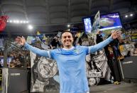 Multicampeão por Barcelona e Seleção Espanhola, atacante anuncia aposentadoria