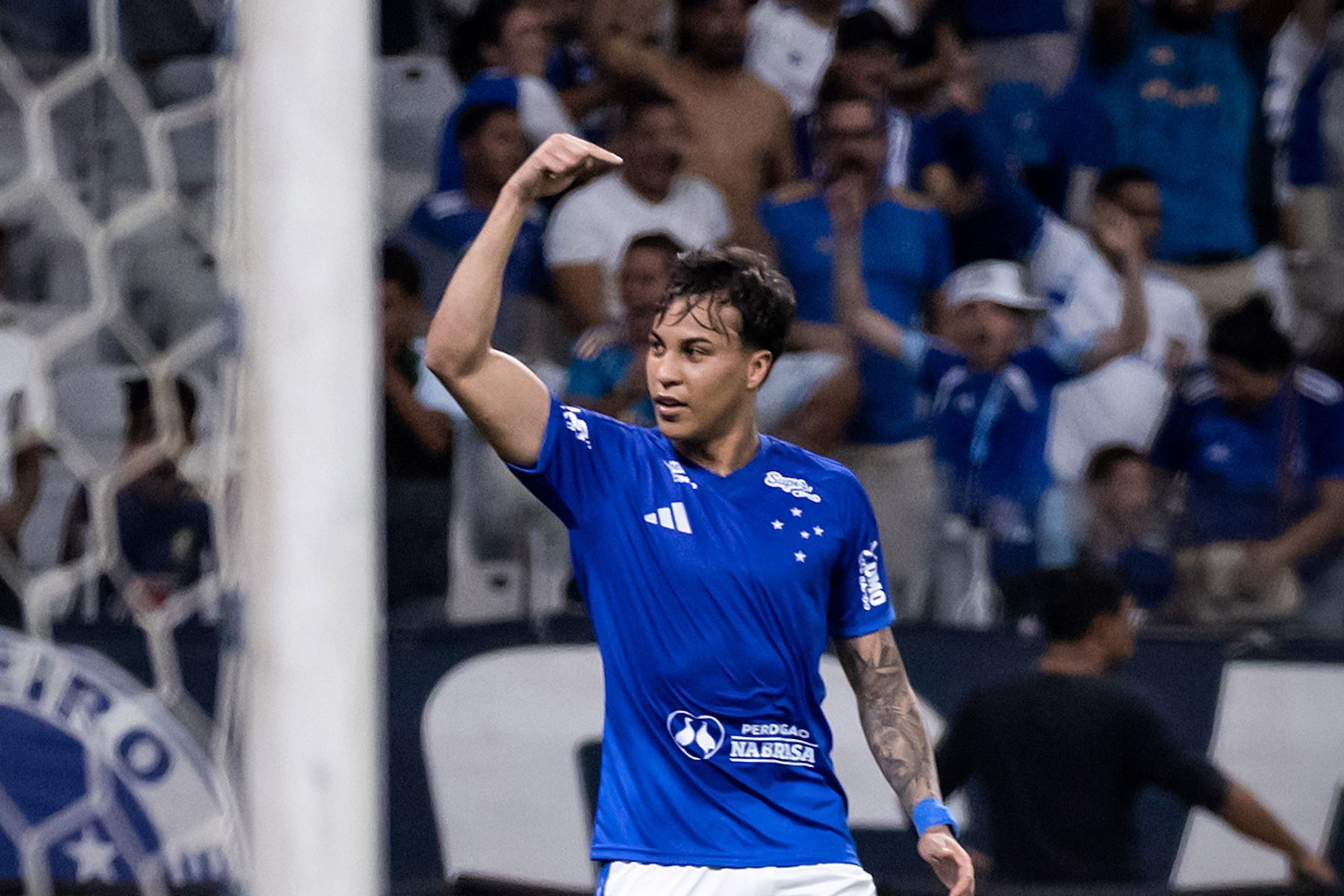 Kaio Jorge iguala ídolo dos anos 1990 em artilharia histórica do Cruzeiro; veja lista