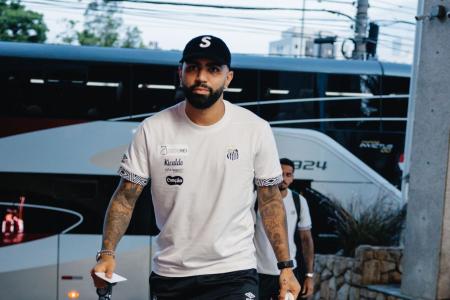 Gabigol está confirmado entre os titulares do Santos contra o Atlético