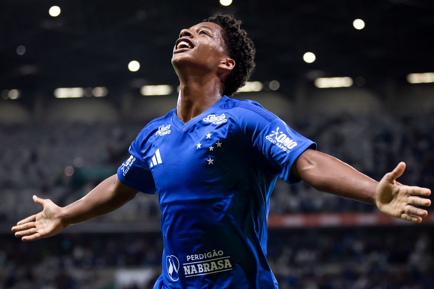 Zé Lucas vive plena adaptação ao Cruzeiro, e entorno reafirma 'escolha certa'