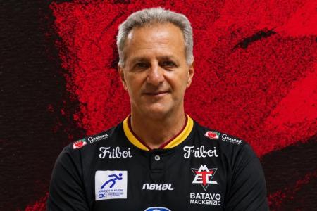 Mackenzie anuncia Marco Queiroga como novo treinador