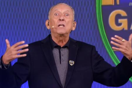 Galvão Bueno em ação no programa Galvão F.C
