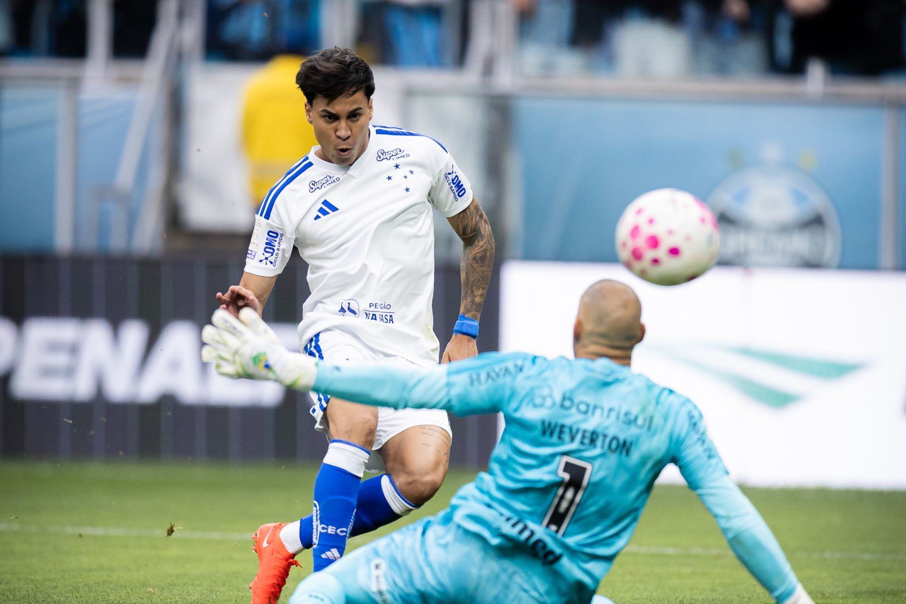 Kaio Jorge marca hat-trick e faz 10º gol no Grêmio, maior vítima da carreira; veja dados