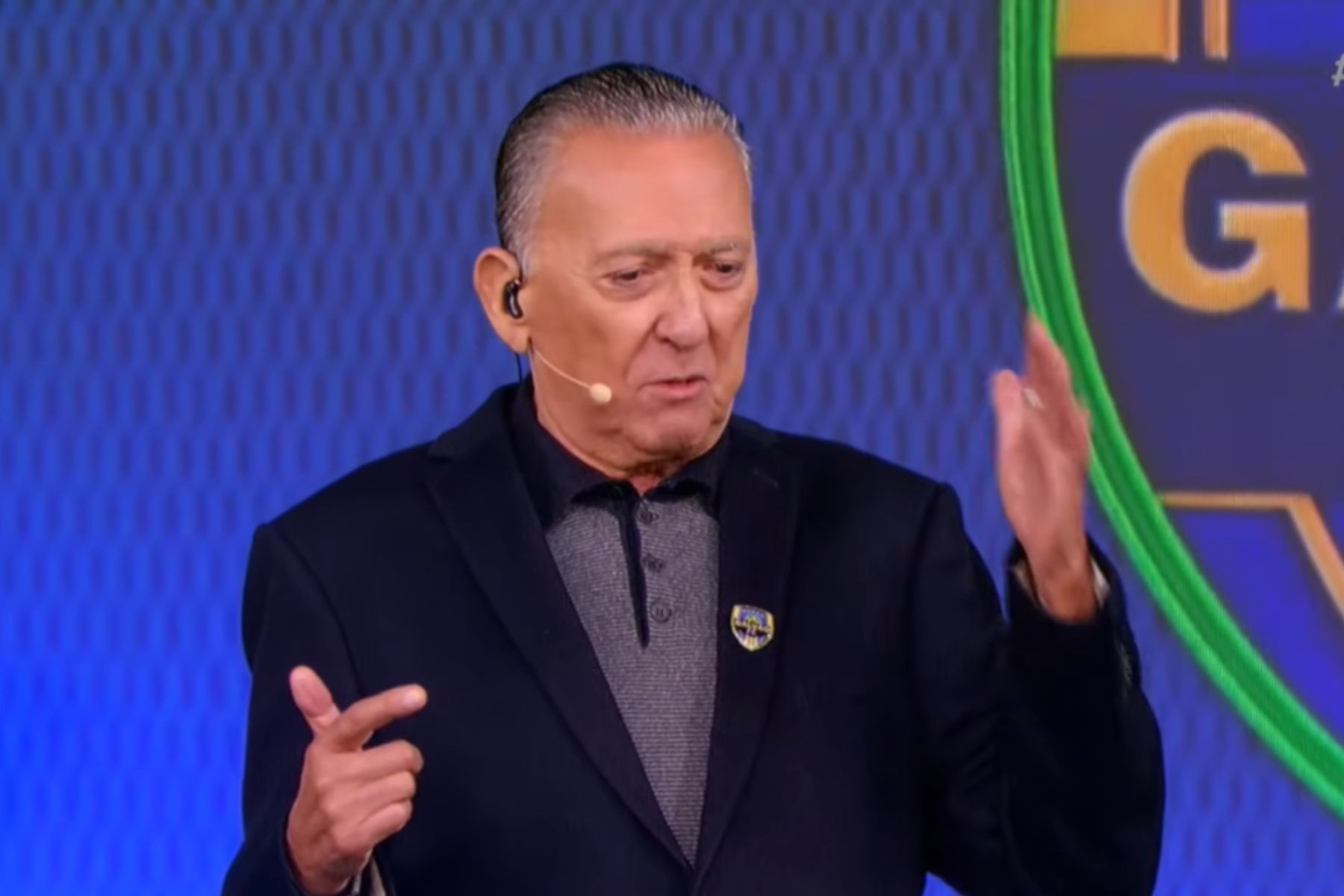 Galvão reage à vitória do Cruzeiro sobre o Grêmio e exalta destaque: 'Deu show'