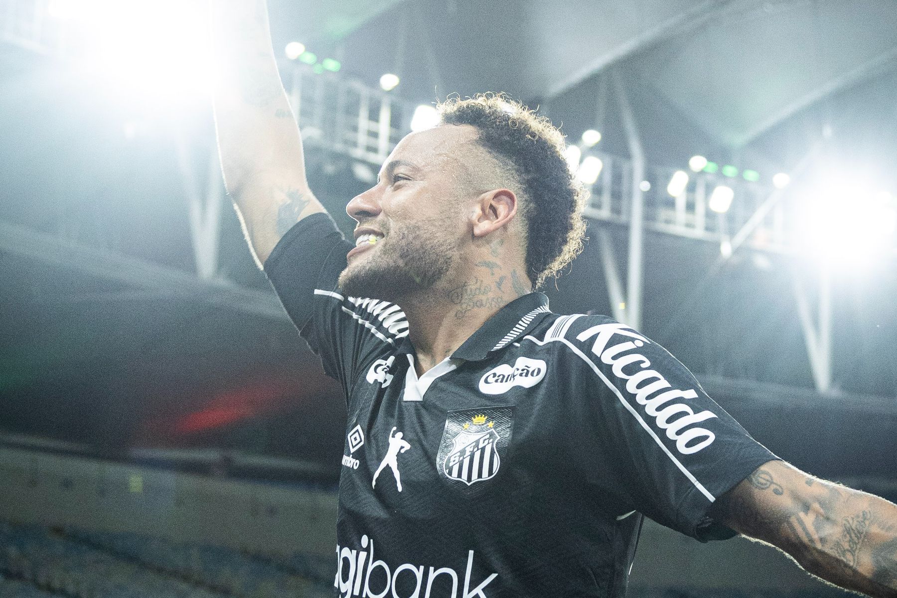 Neymar reage à classificação do Boca Juniors sobre o Vasco na Sul-Americana