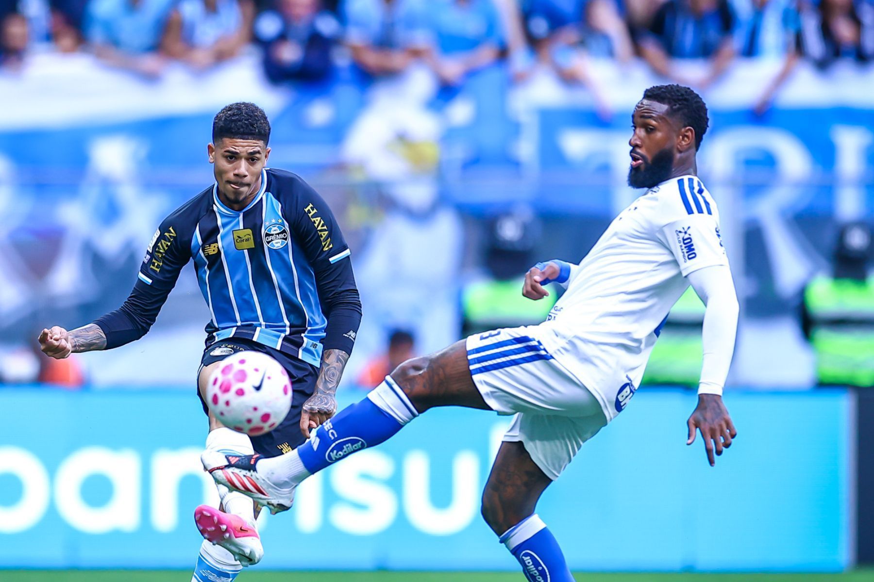 Gerson surge entre líderes do Cruzeiro em índices de intensidade contra Grêmio; veja
