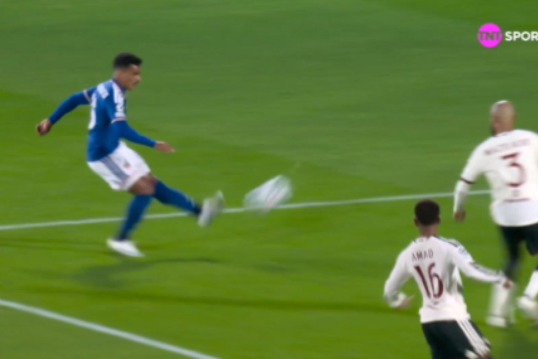Kaiki entra como ponta e dá assistência 'na medida' em goleada do Como na Champions