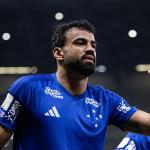 Fabrício Bruno reage a gol e à vitória do Cruzeiro sobre o Remo
