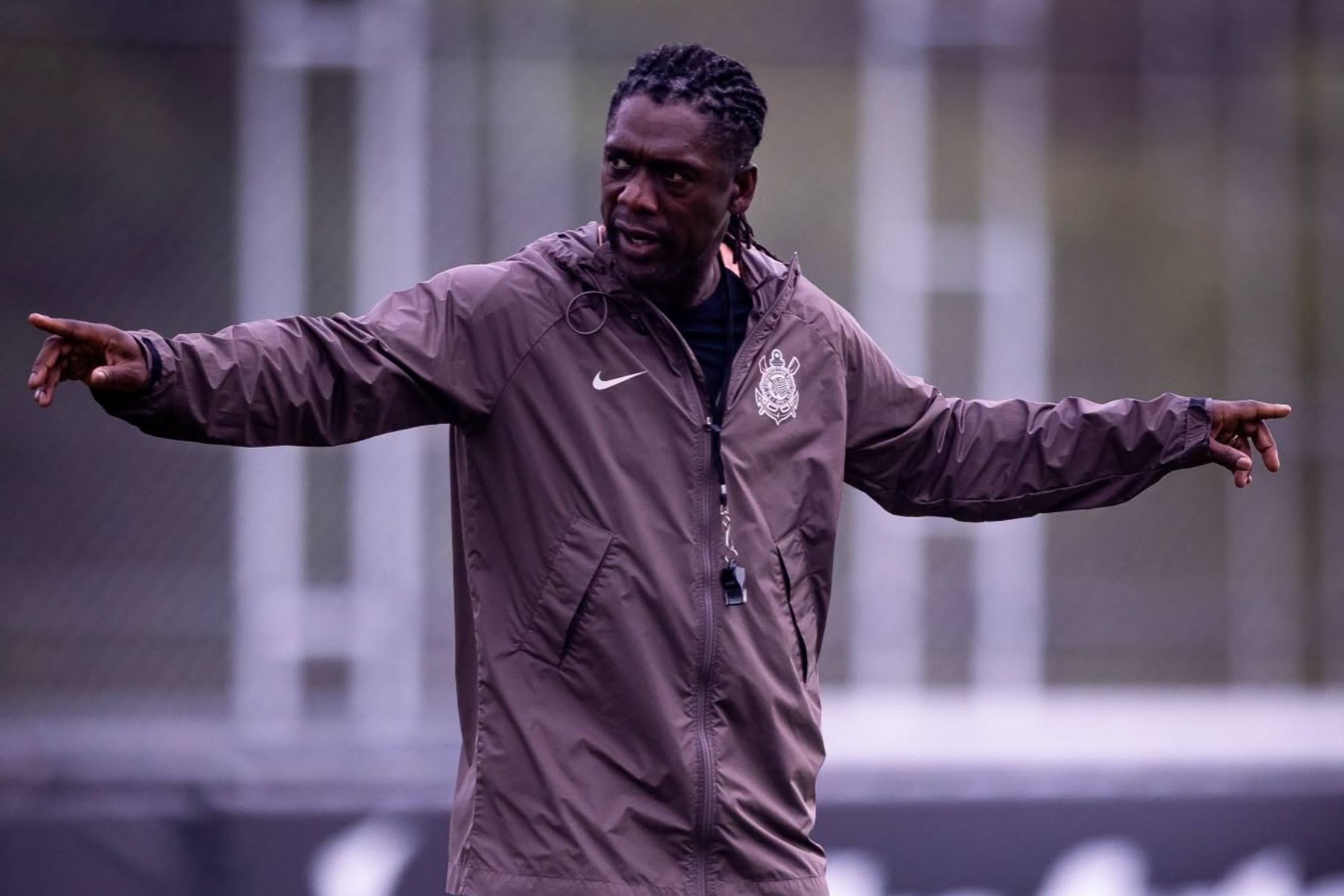 Seedorf dá prazo para retornos de Memphis e Gabriel Paulista no Corinthians