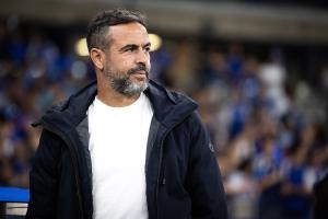 Técnico do Cruzeiro define foco e 'tira peso' do clássico: 'Não traz fantasmas'