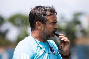 Cruzeiro tem reforço para clássico contra o Atlético pelo Brasileirão; veja as opções de Artur Jorge