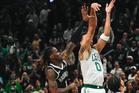 Jayson Tatum decide pelo Boston Celtics