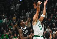 Knicks vencem Pistons após confusão, e Tatum decide no último lance; os resultados da NBA