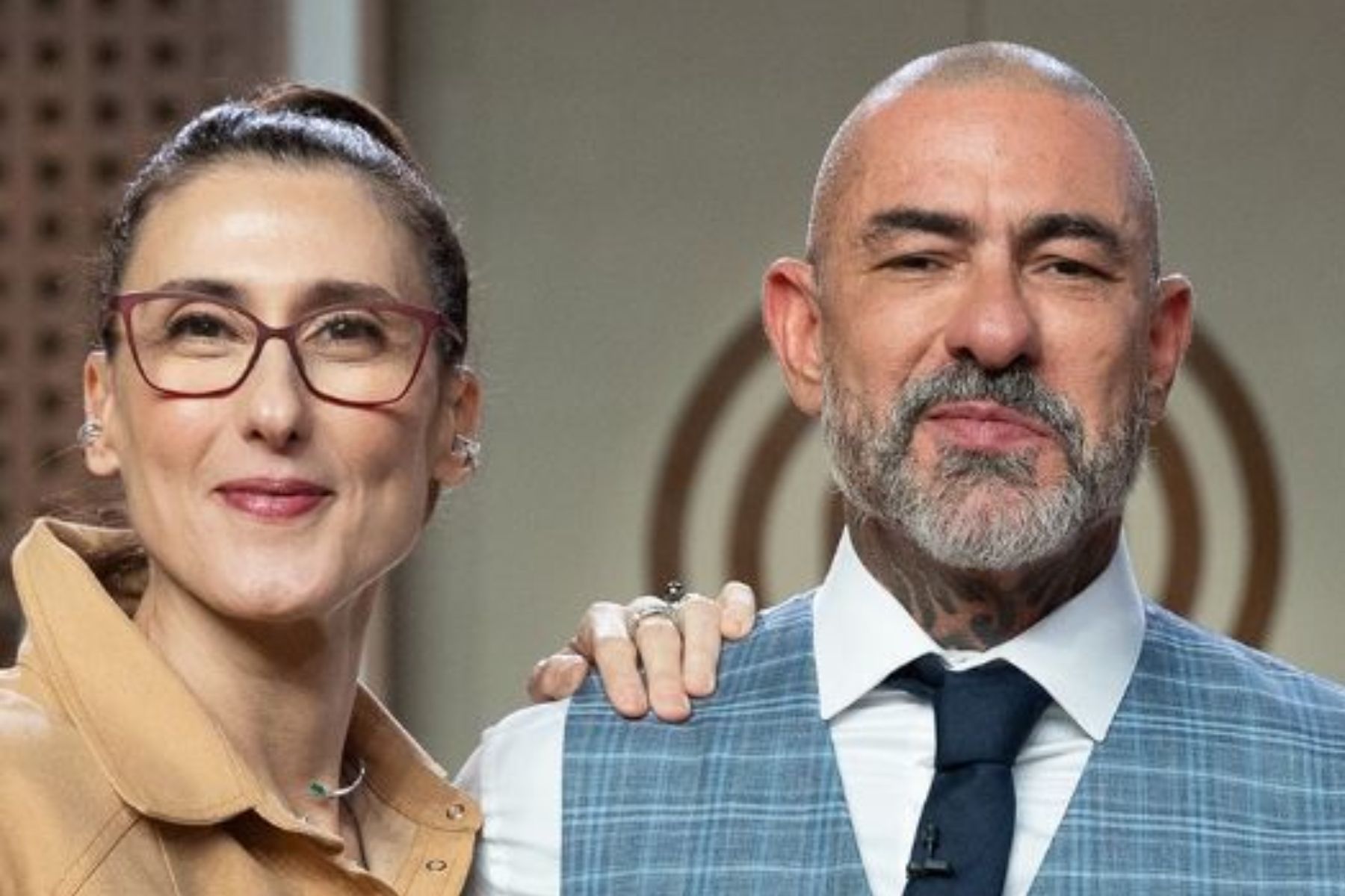 Fogaça e Paola Carosella param de se seguir nas redes sociais e web especula: ‘Livramento’