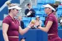WTA de Tóquio: com vitória no tie-break, Luisa Stefani e Dabrowski avançam à semifinal