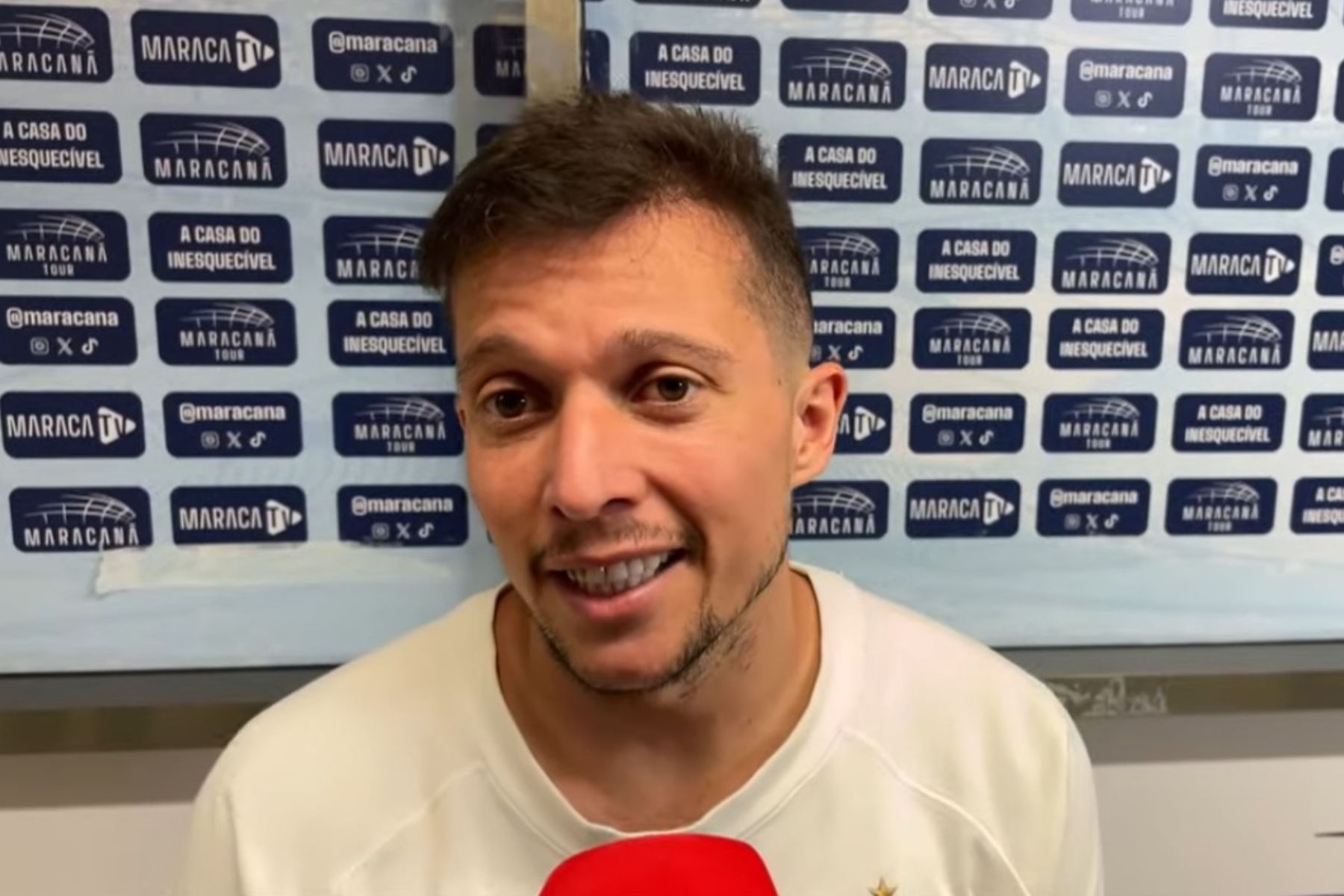 Atlético: Bernard abre o jogo sobre questões físicas antes de clássico contra o Cruzeiro