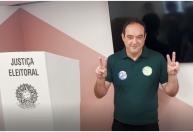 Flávio Roscoe, candidato ao governo de MG, vota em BH: ‘Certeza que vamos estar no segundo turno'
