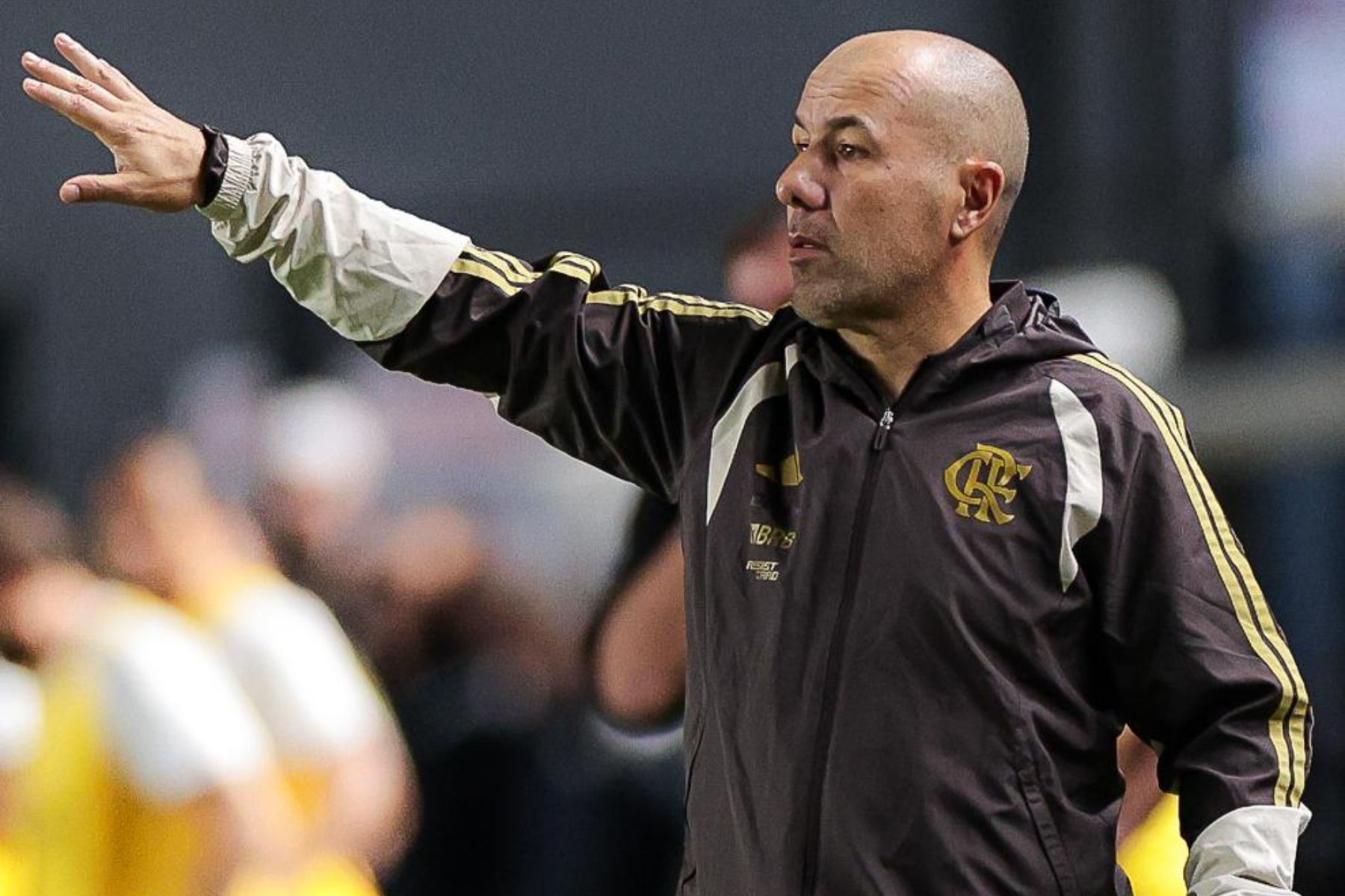 Leonardo Jardim lamenta empate do Flamengo: 'Nós ativamos o adversário'