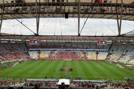 Flamengo e Fluminense se enfrentam neste domingo