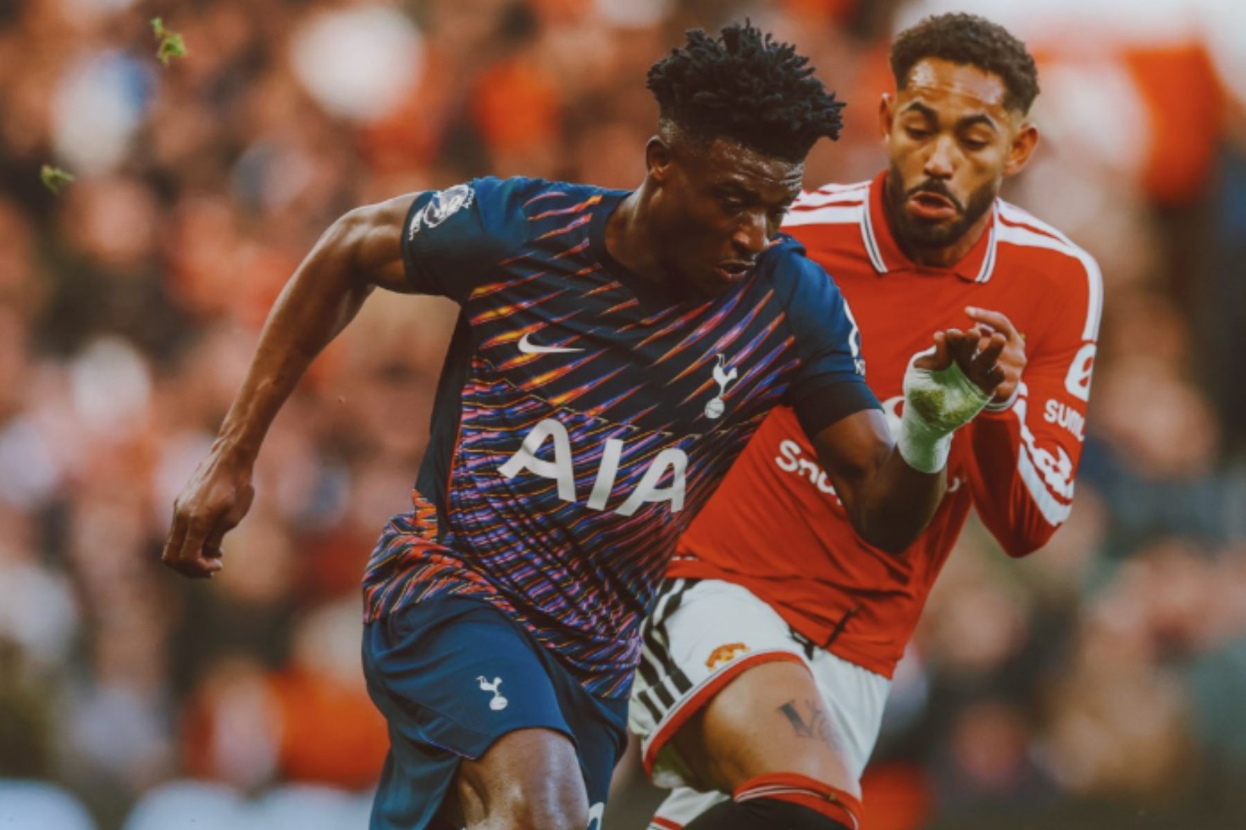 Tottenham busca empate com Manchester United nos acréscimos e deixa lanterna da Premier League